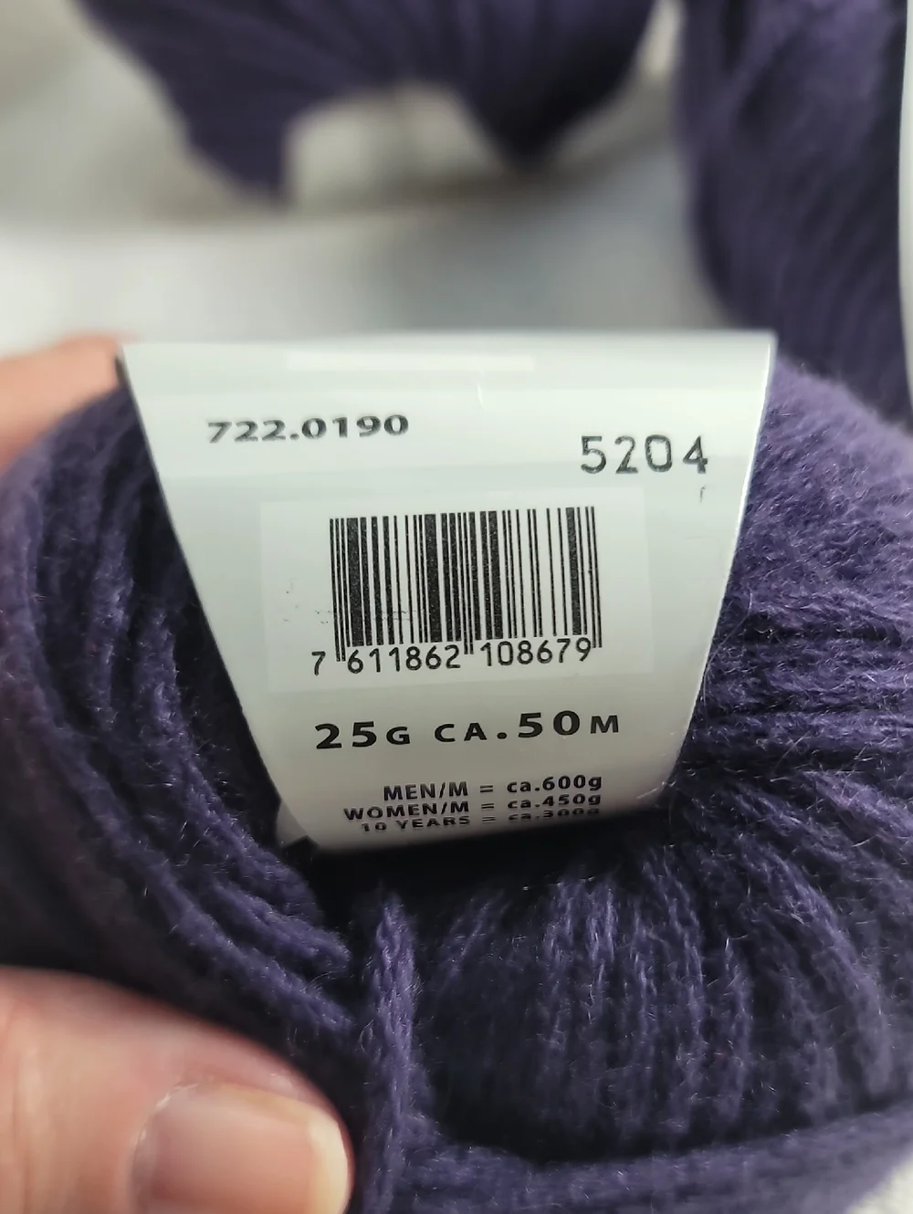 Lang Cashmere Classic Yarn - Deep Purple 4 Balls NWT - Picture 3 of 5